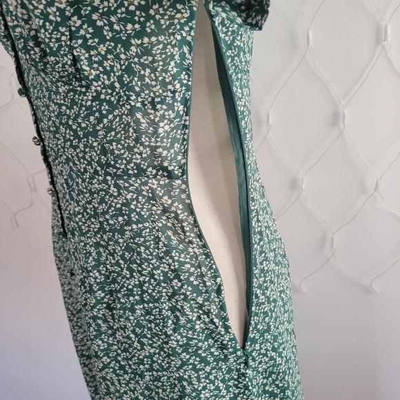 Commense Cottagecore Dress • Green & White Floral • Size Medium - Picture 6 of 8